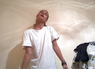 Séance de sport nue