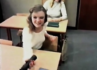 Porno vintage avec des étudiantes méga frivoles